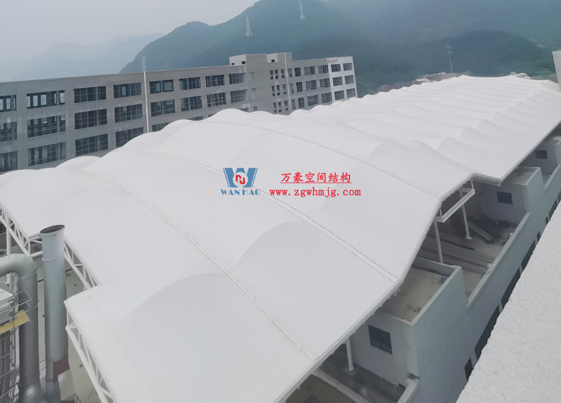 浙江真愛毯業(yè)科技有限公司廠房三屋面膜結構工程完工大吉！