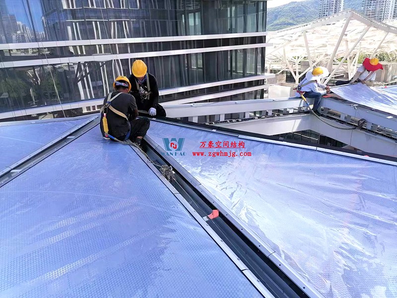 縱使烈日炎炎，腳步從未止歇！海南這個(gè)ETFE氣枕膜項(xiàng)目施工進(jìn)度有最新消息