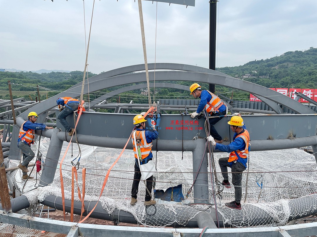 重慶東站站房正在加速建設(shè)，全力繪就項(xiàng)目新篇章