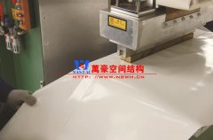 膜結(jié)構(gòu)材料價(jià)格是多少？膜結(jié)構(gòu)車棚材料一般怎么報(bào)價(jià)？