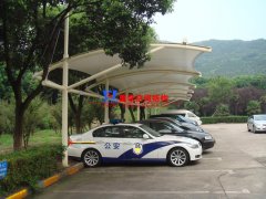 膜結(jié)構(gòu)停車棚造價多少合適？簡易車棚膜結(jié)構(gòu)低價市場分析