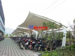 自行車棚用什么材料做較好？為什么膜結(jié)構(gòu)車棚是自行車棚的最佳選擇？