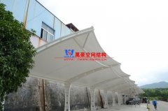 膜結(jié)構(gòu)車棚表面為什么會(huì)有污垢？解決方法是什么？