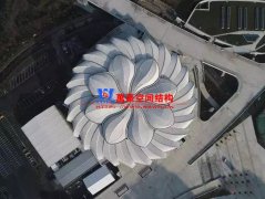 耗資11億、重達(dá)1280噸、40米高空上的“蓮花”杭州奧體博覽城網(wǎng)球中心開花了！