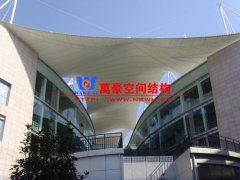 張拉膜結(jié)構(gòu)是什么？張拉膜結(jié)構(gòu)設(shè)計(jì)需要考慮哪些問題