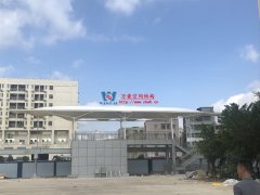 PTFE膜結(jié)構(gòu)建筑材料由什么組成？PTFE膜結(jié)構(gòu)材料有哪些特性？