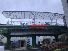 雨棚遮陽棚為什么選膜結(jié)構(gòu)？膜結(jié)構(gòu)雨棚遮陽棚有哪些優(yōu)勢？